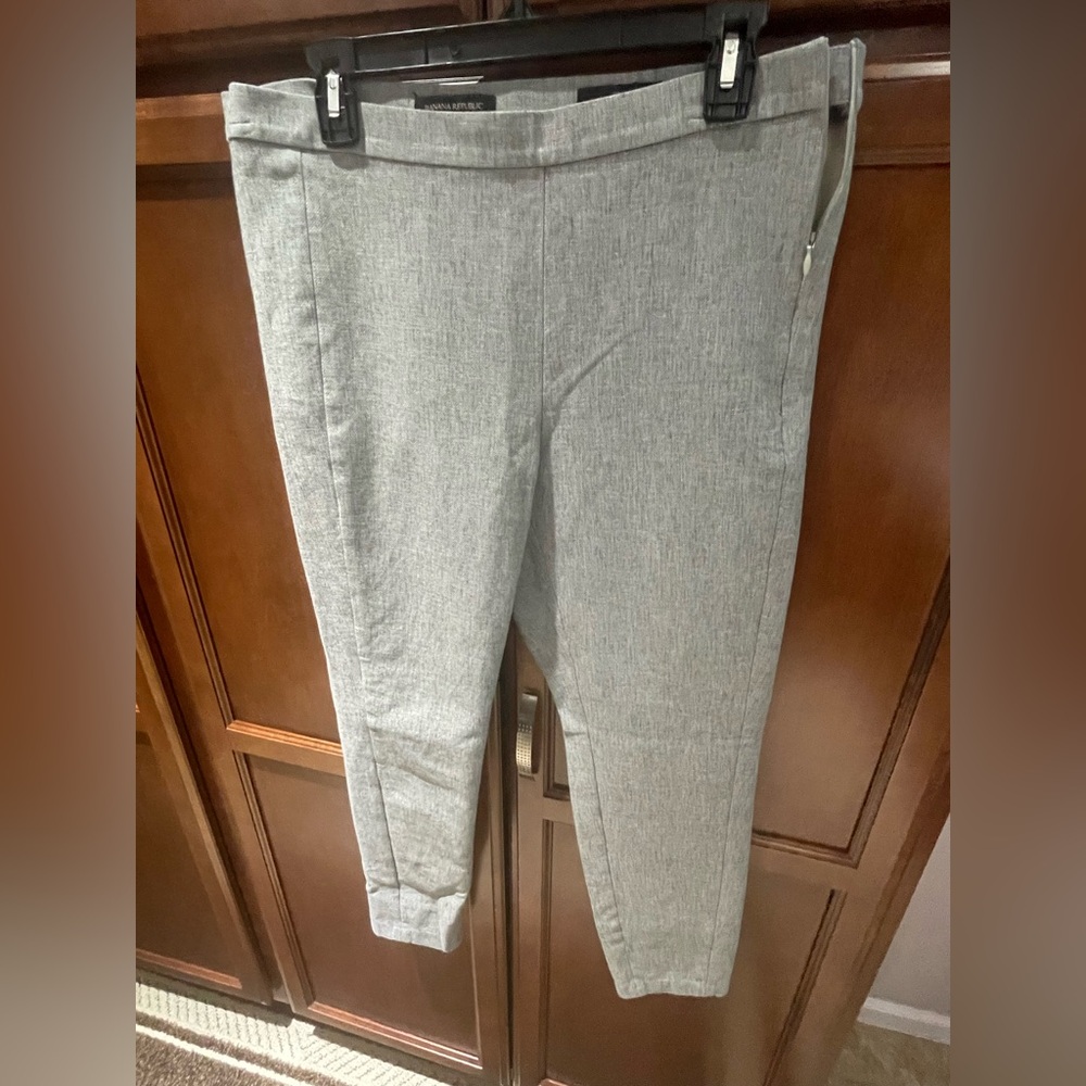 Banana Republic, Size 14, Devon ankle length pant.